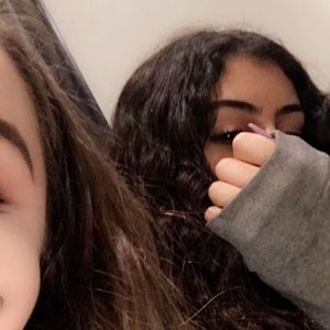 Meet your Posher, Melika